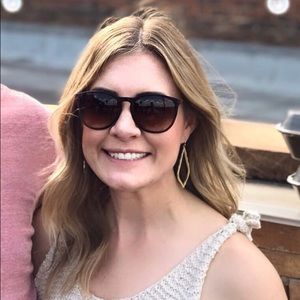 Meet your Posher, Juli!